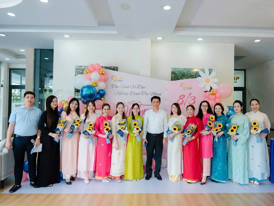 QP GROUP tổ chức chúc mừng Ngày Quốc tế Phụ nữ 8/3/2025